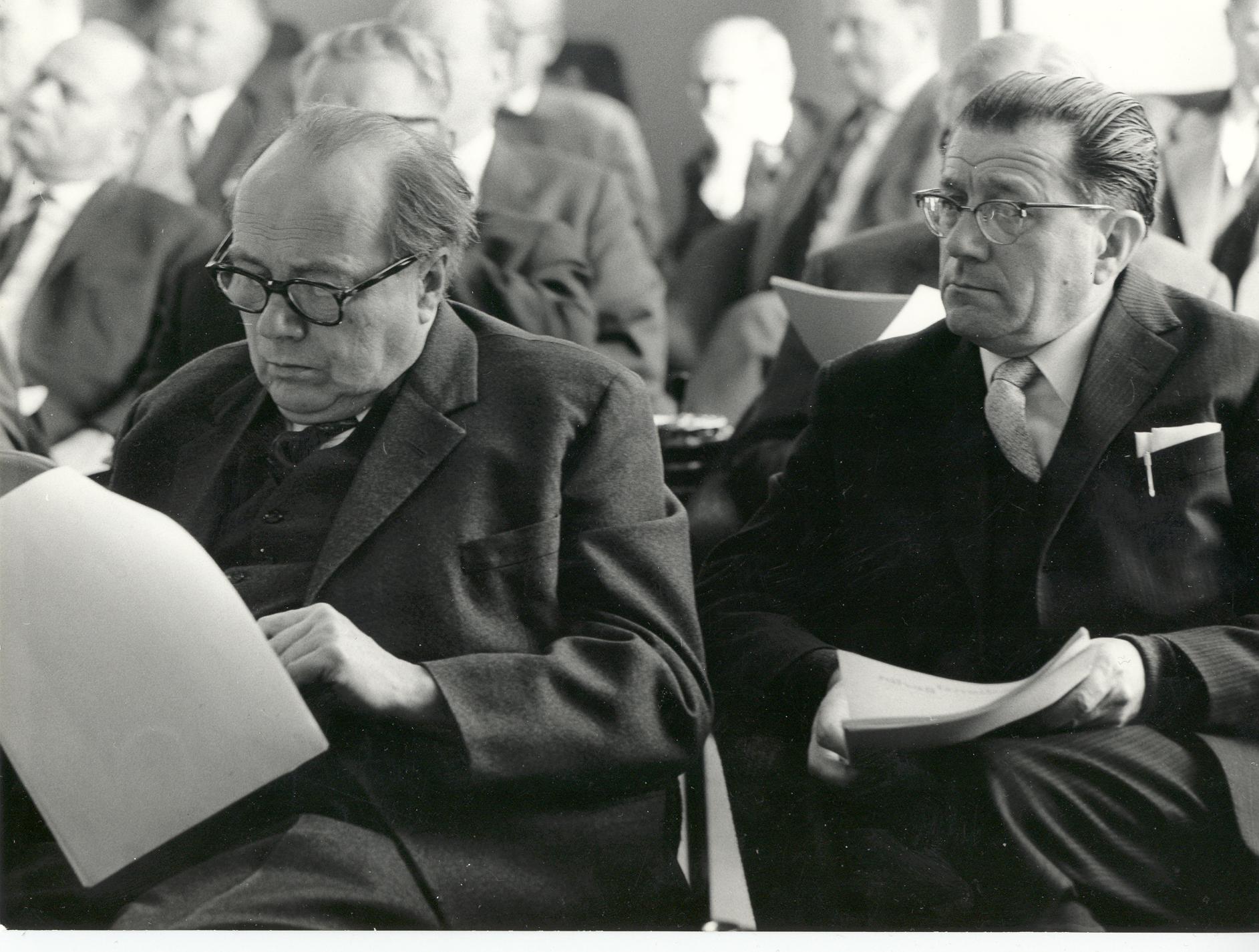 Prof. Baade und Josef Felder im Reichstag